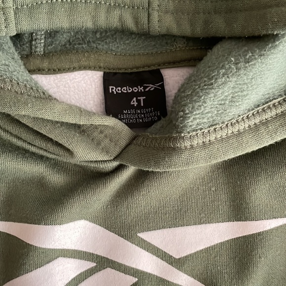 Boys Reebok sweatpant and sweatshirt set - Picture 2 of 3